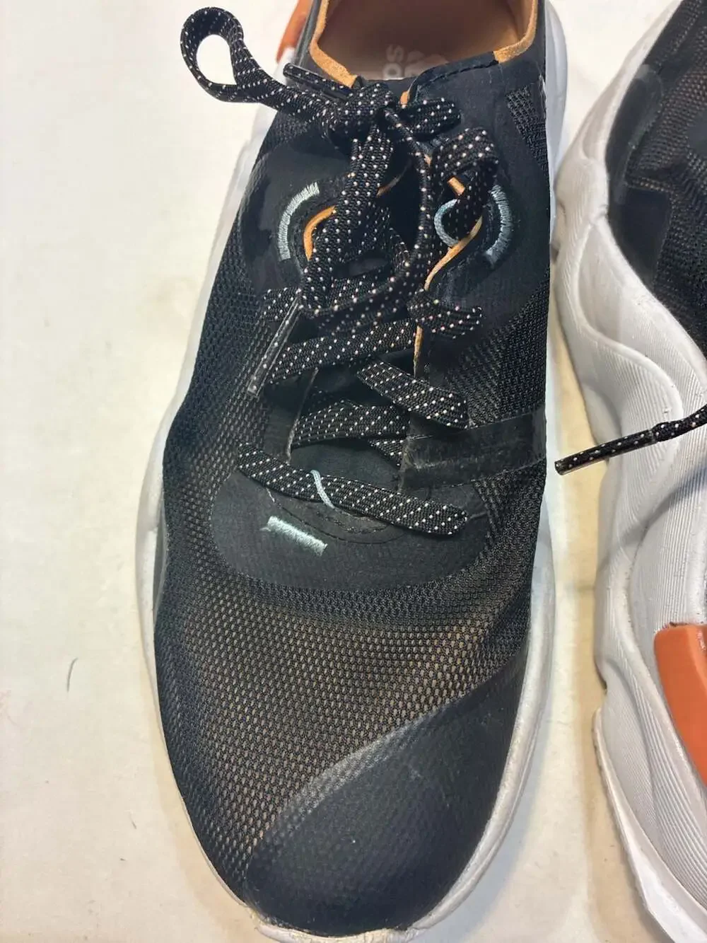 Sorel Kinetic RNEGD Float Black Orange Sneakers